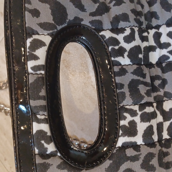 Unique Betsey Johnson Betseyville Quilted Foldover Clutch/Shoulder Bag - Picture 5 of 11